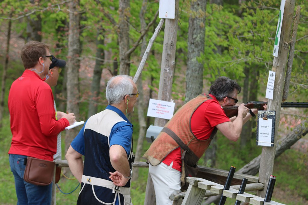 Stepping-stones-sporting-clays-tournament-Kelly-Johnson-shoots