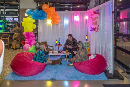 Element-Eatery-Boogie-and-Bloom-Groovy-Lounge