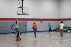 Clemson Students Volunteer in Adult Day Program