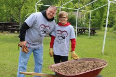 Movement Mortgage Volunteer to Beautify Camp Allyn
