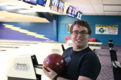 Stepping Stones Partners with Movement Mortgage for Bowling Night Event