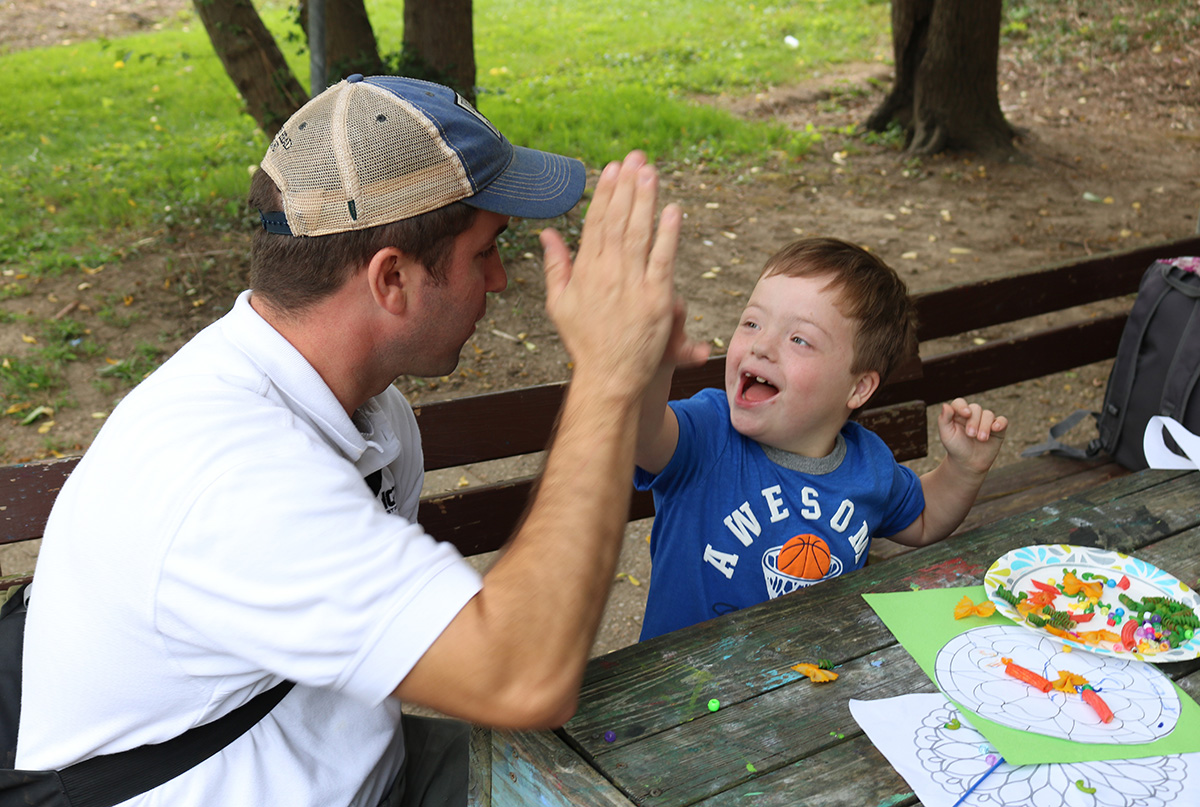 steppingstonesconstructionvolunteersummercampdisability