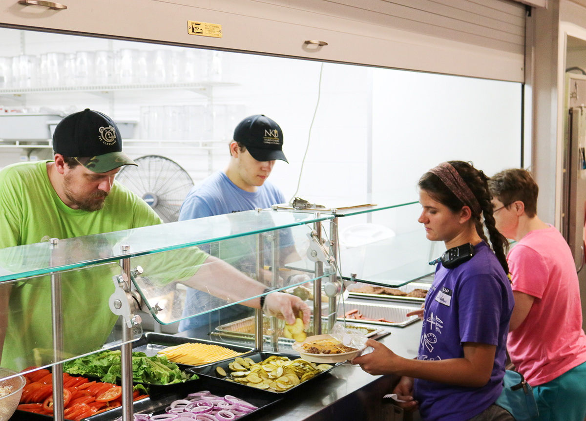 steppingstonesfoodservicejobopeningscampallynbataviaohio